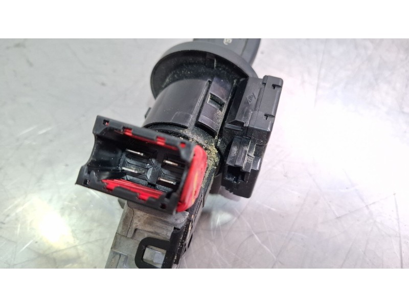 Recambio de conmutador de arranque para dacia dokker referencia OEM IAM 285916556R-A  