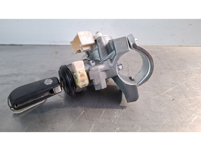 Recambio de antirrobo para toyota verso referencia OEM IAM 89783-0f030  