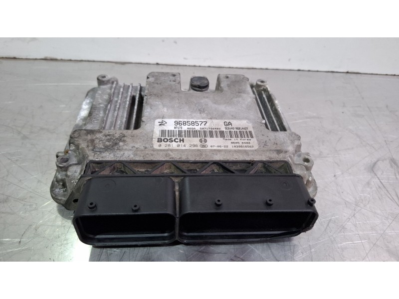 Recambio de centralita motor para opel antara referencia OEM IAM 96858577ga0281014296  