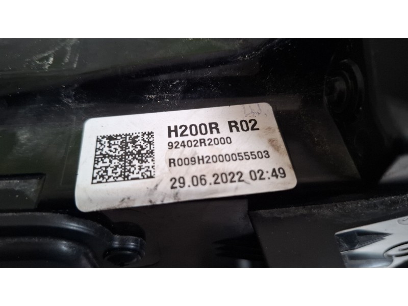 Recambio de piloto trasero derecho para kia sportage 1.6 hibrido no enchufable nq5e/f5p21/m61a17 referencia OEM IAM 92402R2000  