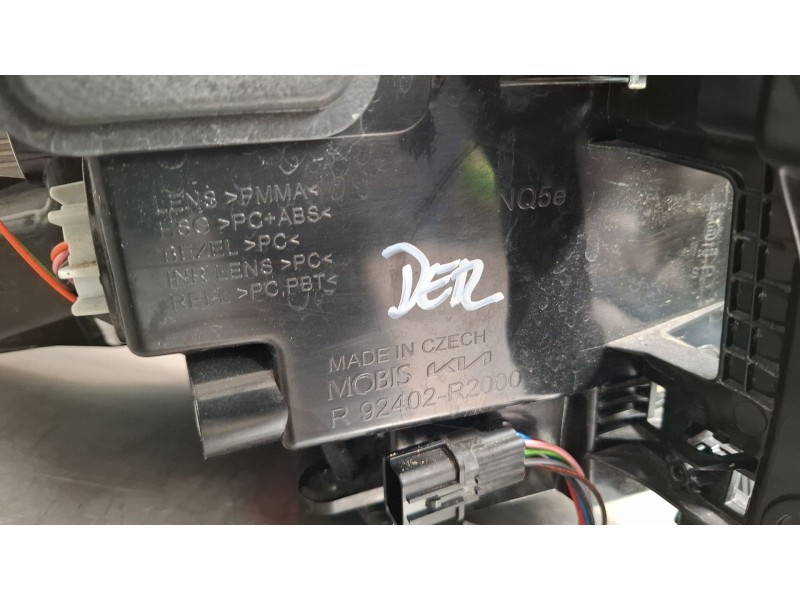 Recambio de piloto trasero derecho para kia sportage 1.6 hibrido no enchufable nq5e/f5p21/m61a17 referencia OEM IAM 92402R2000  