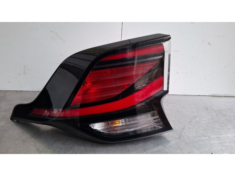 Recambio de piloto trasero izquierdo para kia sportage 1.6 hibrido no enchufable nq5e/f5p21/m61a17 referencia OEM IAM 92401R2000