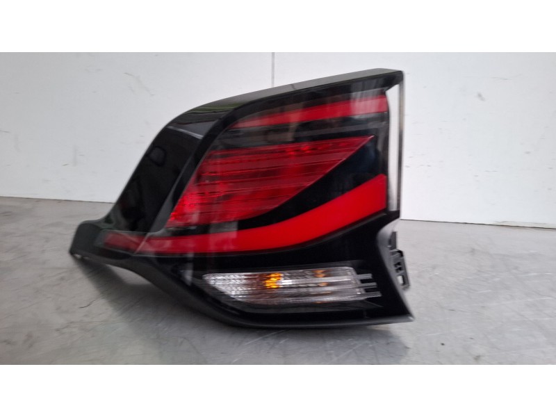 Recambio de piloto trasero izquierdo para kia sportage 1.6 hibrido no enchufable nq5e/f5p21/m61a17 referencia OEM IAM 92401R2000