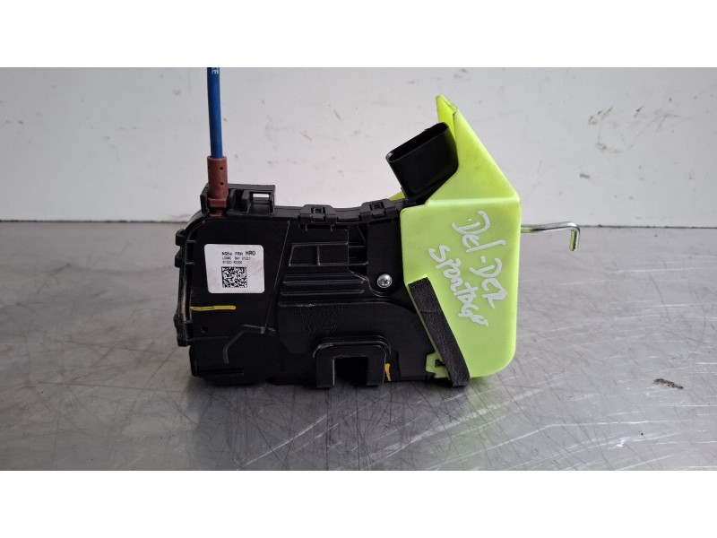 Recambio de cerradura puerta delantera derecha para kia sportage 1.6 hibrido no enchufable nq5e/f5p21/m61a17 referencia OEM IAM 