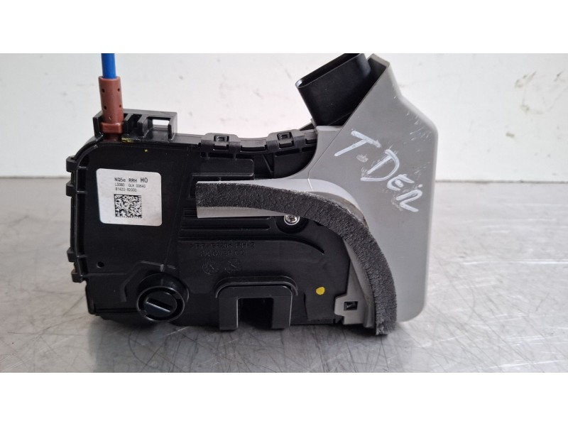 Recambio de cerradura puerta trasera derecha para kia sportage 1.6 hibrido no enchufable nq5e/f5p21/m61a17 referencia OEM IAM 81