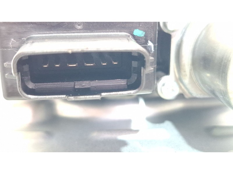 Recambio de elevalunas delantero derecho para kia sportage 1.6 hibrido no enchufable nq5e/f5p21/m61a17 referencia OEM IAM 82460R