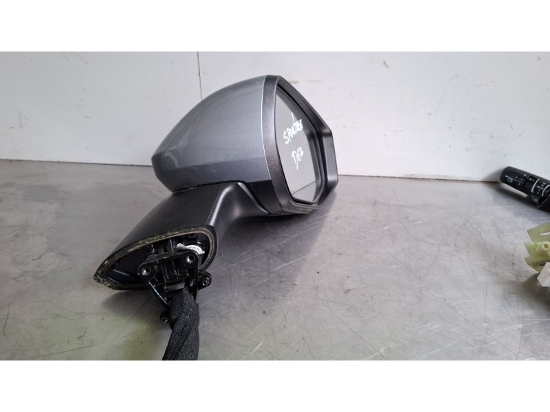 Recambio de espejo retrovisor derecho electrico para kia sportage 1.6 hibrido no enchufable nq5e/f5p21/m61a17 referencia OEM IAM