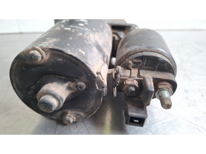 Recambio de motor arranque para volkswagen golf referencia OEM IAM 0001107020  