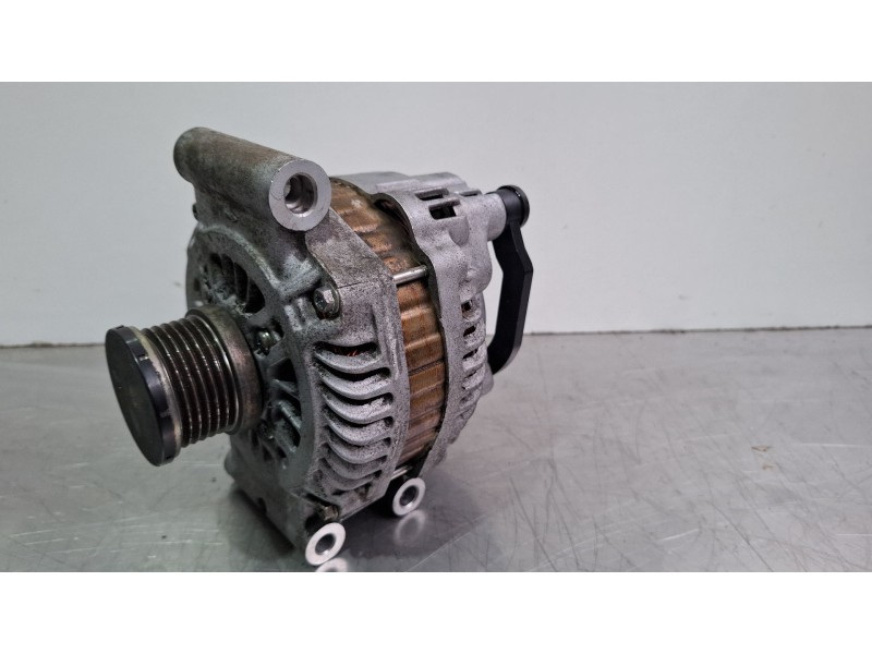 Recambio de alternador para peugeot 308 referencia OEM IAM V75857518001  