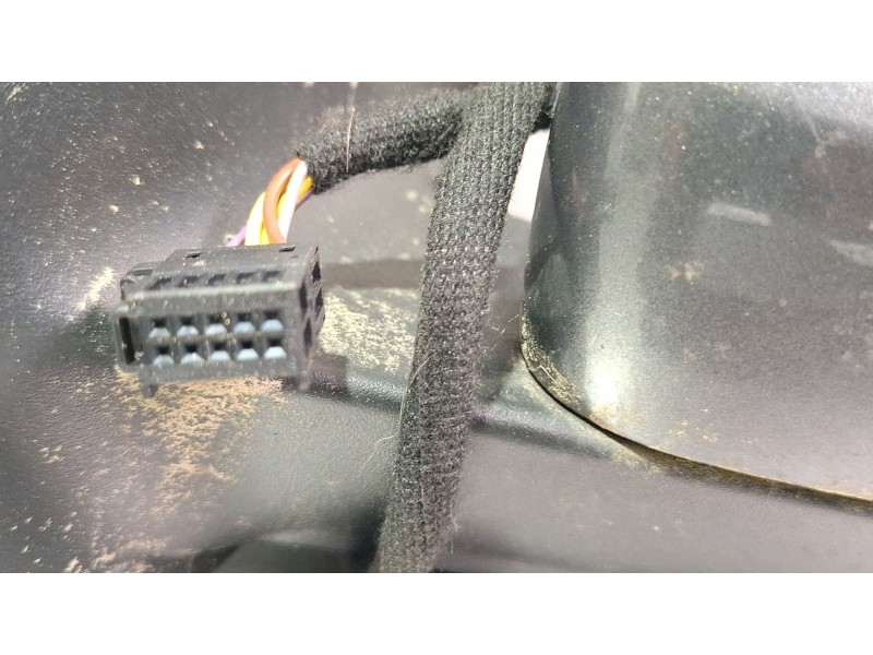 Recambio de espejo retrovisor izquierdo electrico para volkswagen polo referencia OEM IAM 6C1857501C  