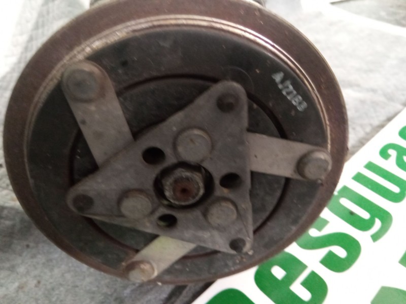 Recambio de compresor aire acondicionado para peugeot 208 referencia OEM IAM 9673656080  