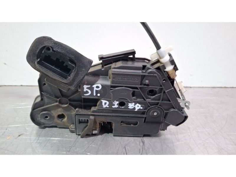 Recambio de cerradura puerta delantera izquierda para volkswagen polo referencia OEM IAM 5K1837015E  