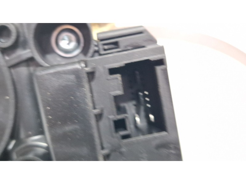 Recambio de elevalunas trasero izquierdo para volkswagen polo referencia OEM IAM 6R0959811N  