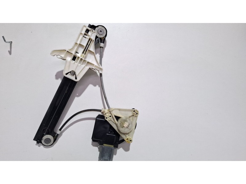 Recambio de elevalunas trasero izquierdo para volkswagen polo referencia OEM IAM 6R0959811N  