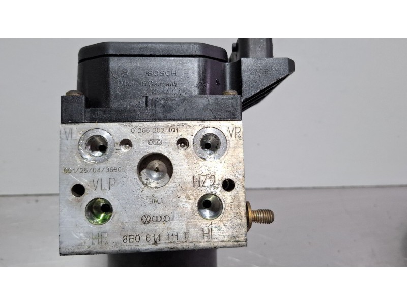 Recambio de modulo abs para audi a6 referencia OEM IAM 0265202401 8E0614111T  