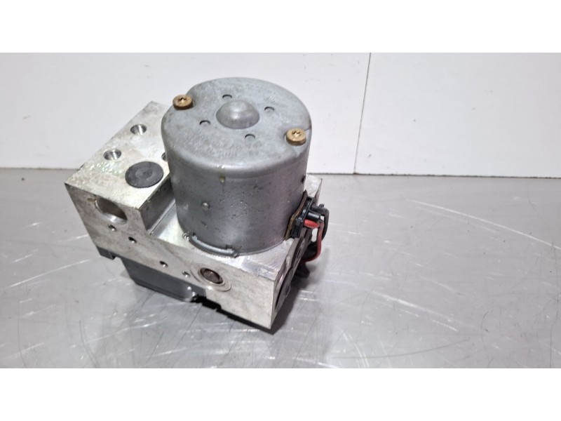 Recambio de modulo abs para audi a6 referencia OEM IAM 0265202401 8E0614111T  