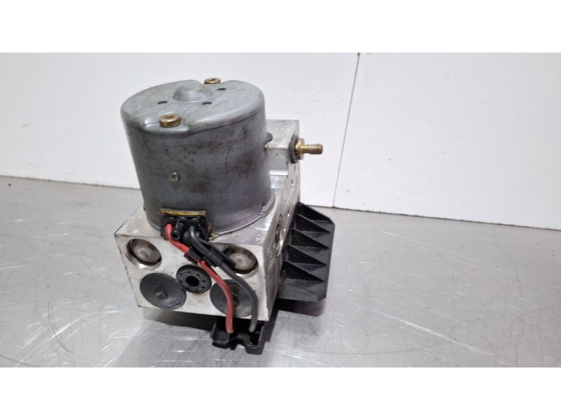 Recambio de modulo abs para audi a6 referencia OEM IAM 0265202401 8E0614111T  