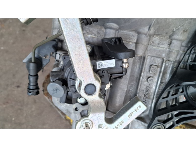 Recambio de caja cambios para ford tourneo referencia OEM IAM kk3r7002  