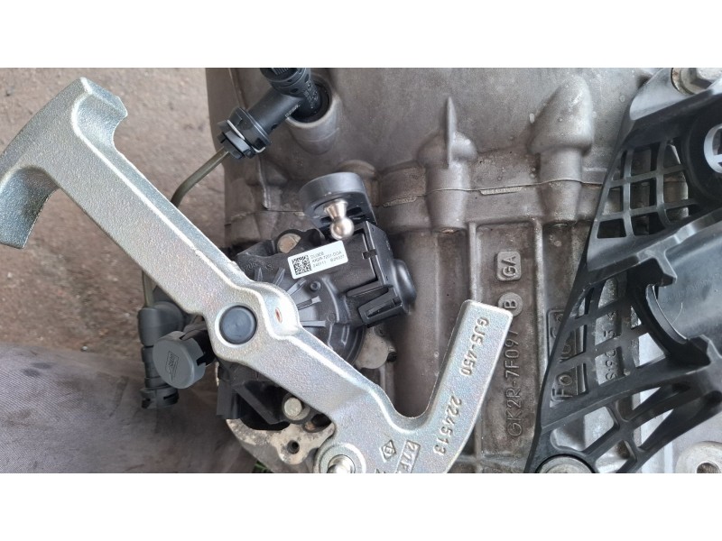 Recambio de caja cambios para ford tourneo referencia OEM IAM kk3r7002  