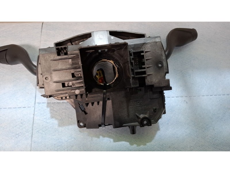 Recambio de mando multifuncion para ford tourneo referencia OEM IAM EB8FD  
