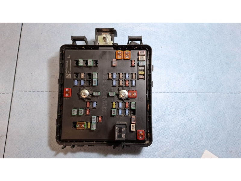 Recambio de caja reles / fusibles para ford tourneo referencia OEM IAM KK3T14D068LD  