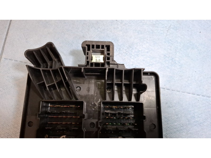 Recambio de caja reles / fusibles para ford tourneo referencia OEM IAM KK3T14D068LD  