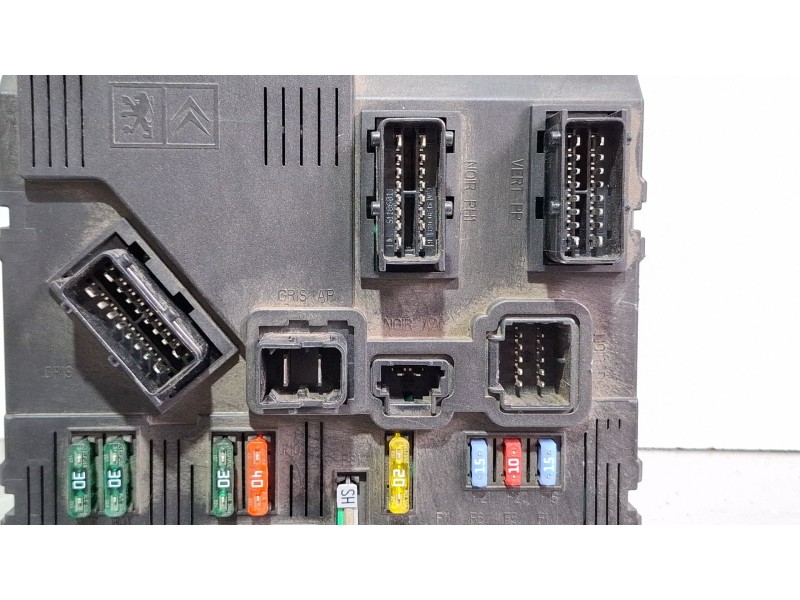 Recambio de centralita bsi para citroën c3 referencia OEM IAM 9653667380 S118085200L  