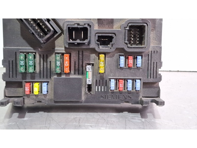 Recambio de centralita bsi para citroën c3 referencia OEM IAM 9653667380 S118085200L  