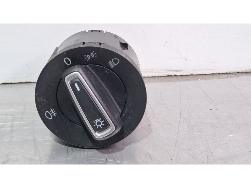 Recambio de llave luces para volkswagen polo referencia OEM IAM 5G0941431AJWZU  