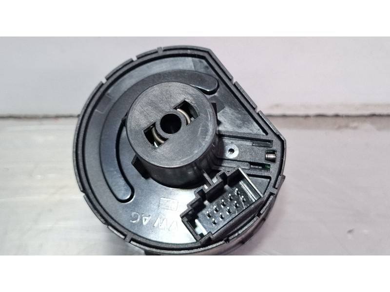 Recambio de llave luces para volkswagen polo referencia OEM IAM 5G0941431AJWZU  