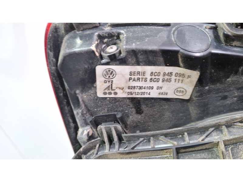 Recambio de piloto trasero izquierdo para volkswagen polo referencia OEM IAM 6c0945095f  