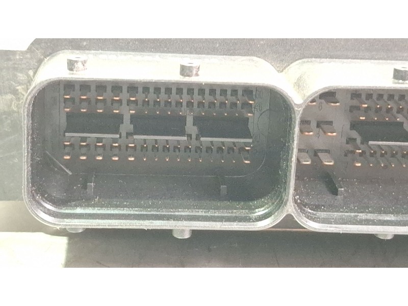 Recambio de centralita motor para volkswagen polo referencia OEM IAM 04E907309AF 0261S09531  