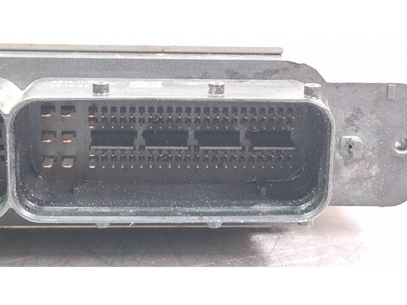 Recambio de centralita motor para volkswagen polo referencia OEM IAM 04E907309AF 0261S09531  