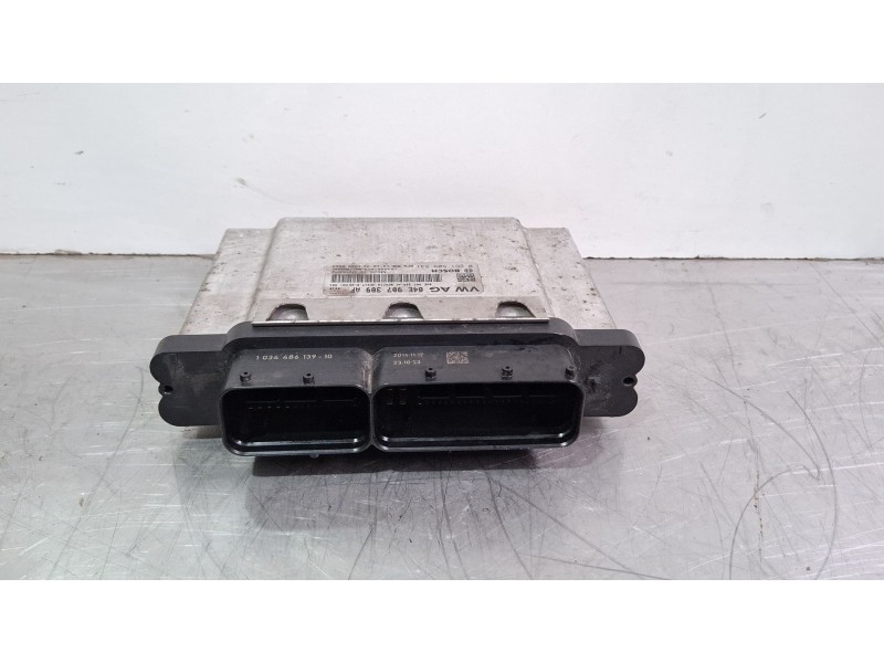 Recambio de centralita motor para volkswagen polo referencia OEM IAM 04E907309AF 0261S09531  