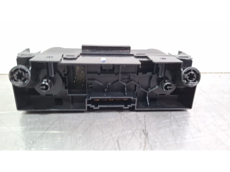 Recambio de mando calefaccion aire acondicionado para volkswagen polo referencia OEM IAM 6C0820045A  