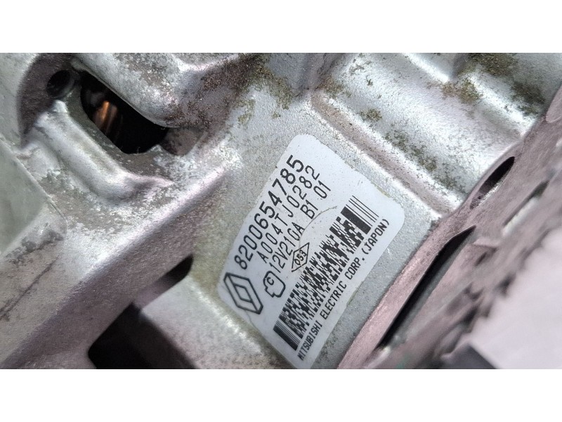 Recambio de alternador para renault latitude referencia OEM IAM 8200654785  