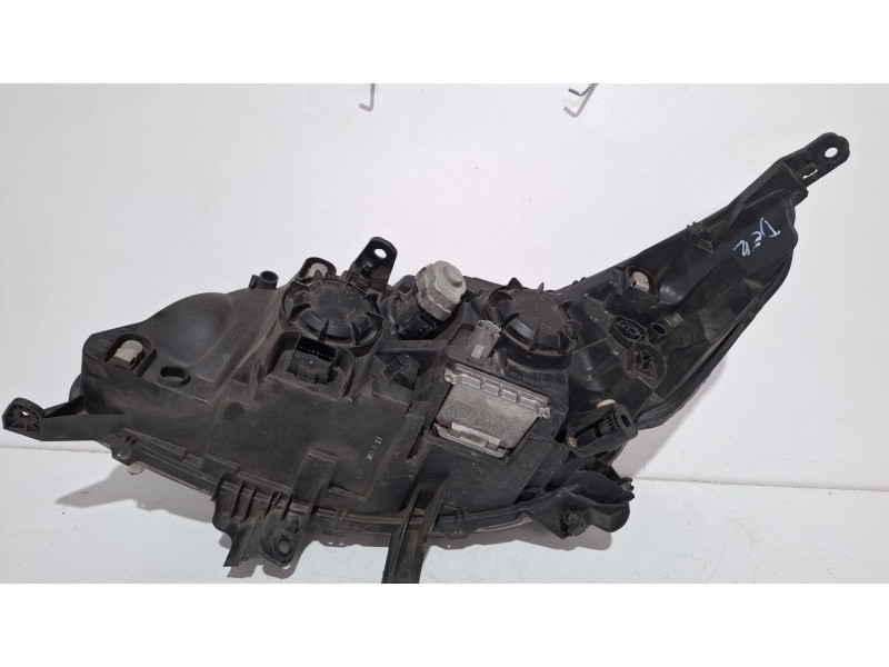 Recambio de faro delantero derecho para renault latitude referencia OEM IAM 260105696R  