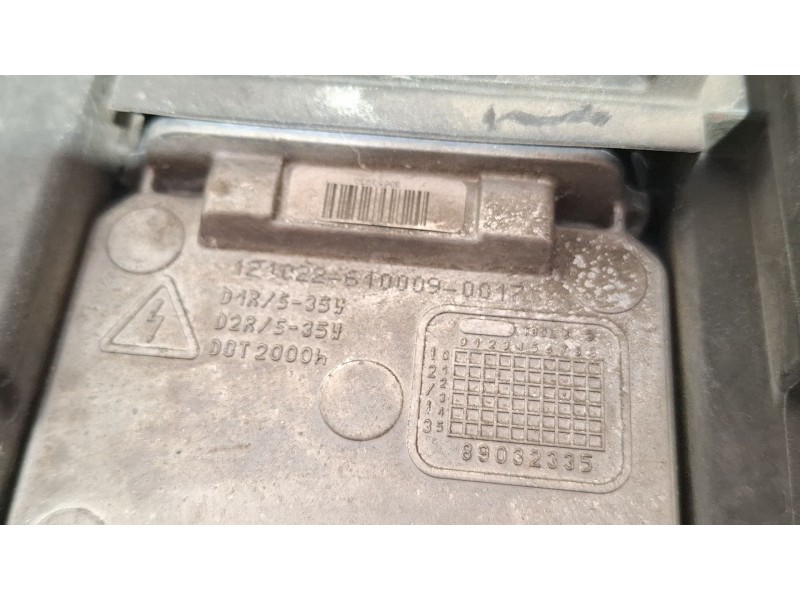 Recambio de faro delantero derecho para renault latitude referencia OEM IAM 260105696R  