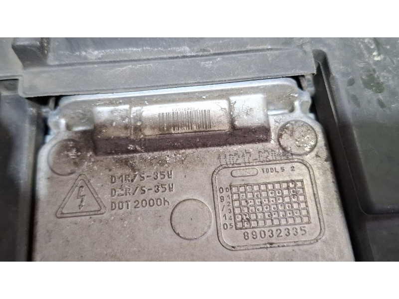 Recambio de faro delantero izquierdo para renault latitude referencia OEM IAM 260604600R  