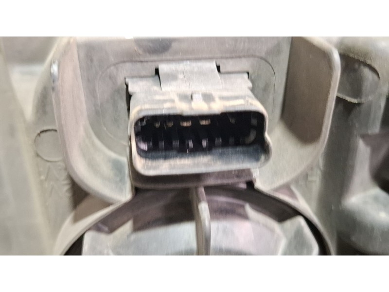 Recambio de faro delantero izquierdo para renault latitude referencia OEM IAM 260604600R  