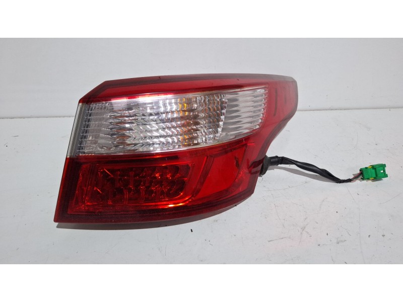 Recambio de piloto trasero derecho para renault latitude referencia OEM IAM 265500029r  