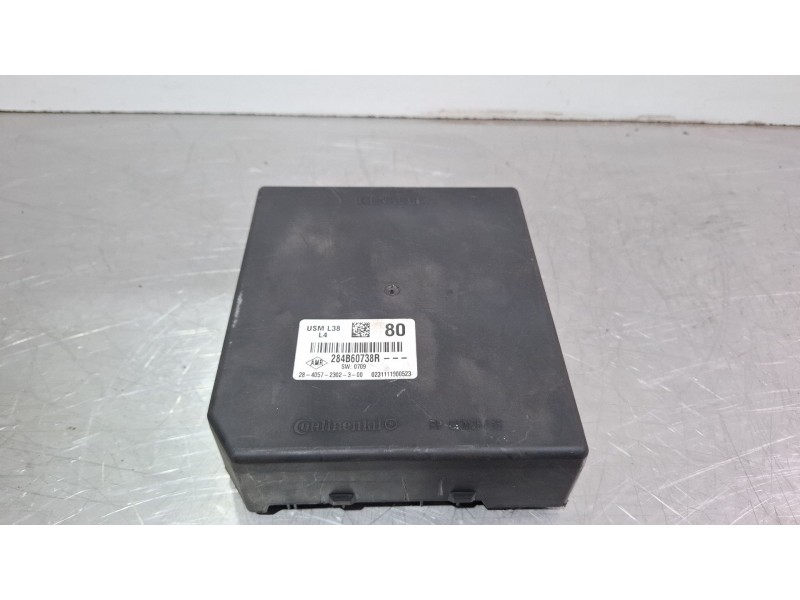 Recambio de caja reles / fusibles para renault latitude referencia OEM IAM 284B60738R  