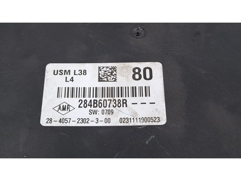 Recambio de caja reles / fusibles para renault latitude referencia OEM IAM 284B60738R  