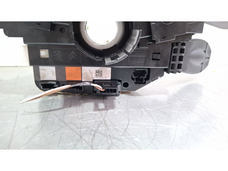 Recambio de mando multifuncion para peugeot 2008 signature blue referencia OEM IAM e11136000b  