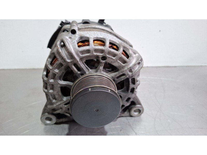 Recambio de alternador para peugeot 2008 signature blue referencia OEM IAM 9809391880  