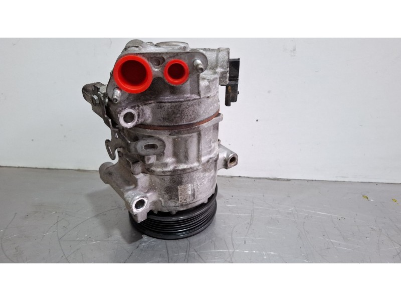 Recambio de compresor aire acondicionado para peugeot 2008 signature blue referencia OEM IAM 9675655880  
