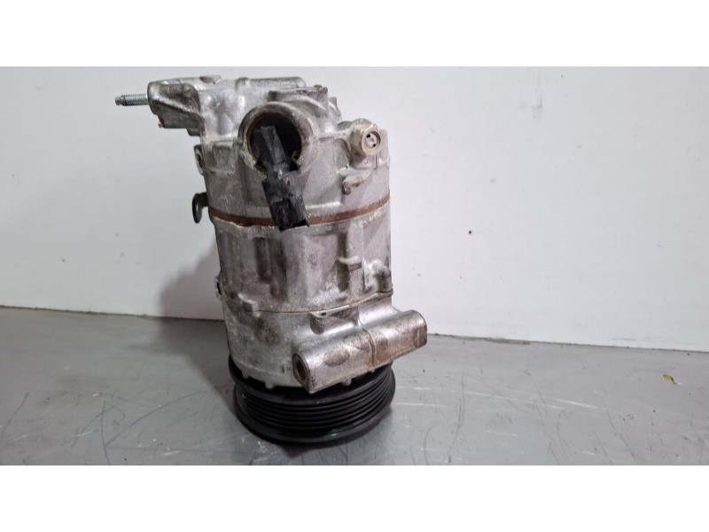 Recambio de compresor aire acondicionado para peugeot 2008 signature blue referencia OEM IAM 9675655880  