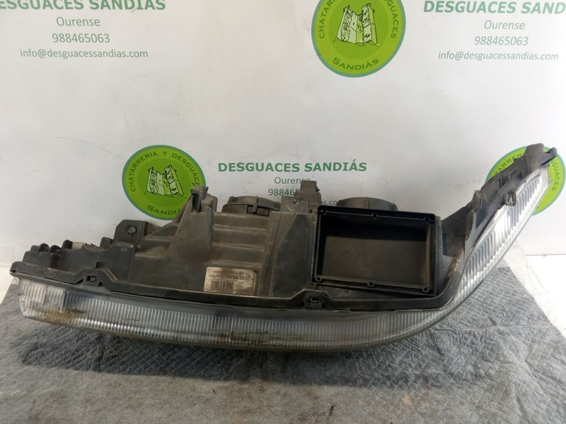 Recambio de faro delantero derecho para renault laguna referencia OEM IAM 8200002847 89004686 