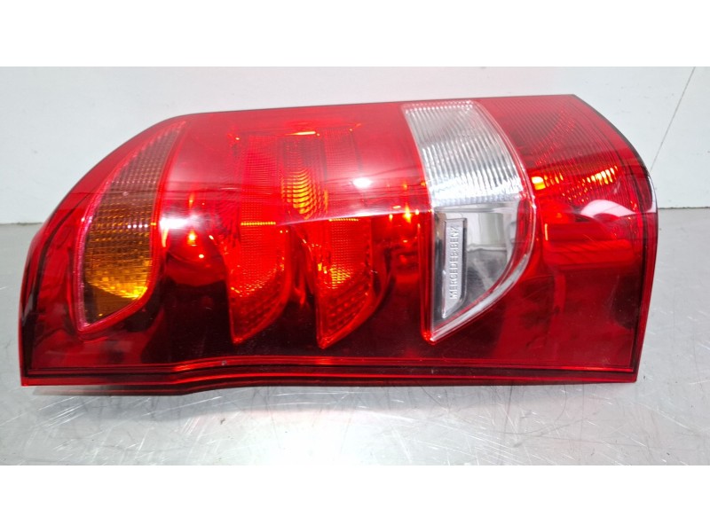 Recambio de piloto trasero izquierdo para mercedes-benz vito referencia OEM IAM A478201164  