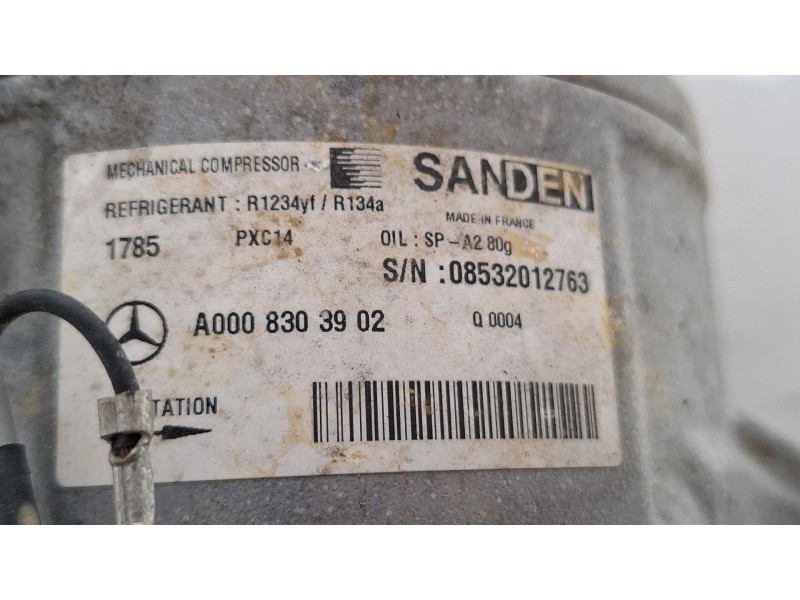 Recambio de compresor aire acondicionado para mercedes-benz vito referencia OEM IAM A0008303902  